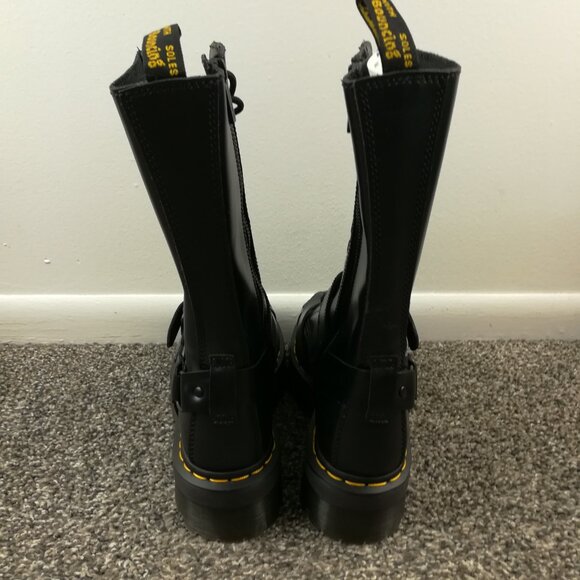 NWT Dr. Martens Women's 1914 Quad Harness Strap,  Black Paris Leather Sz 7 - Picture 5 of 8